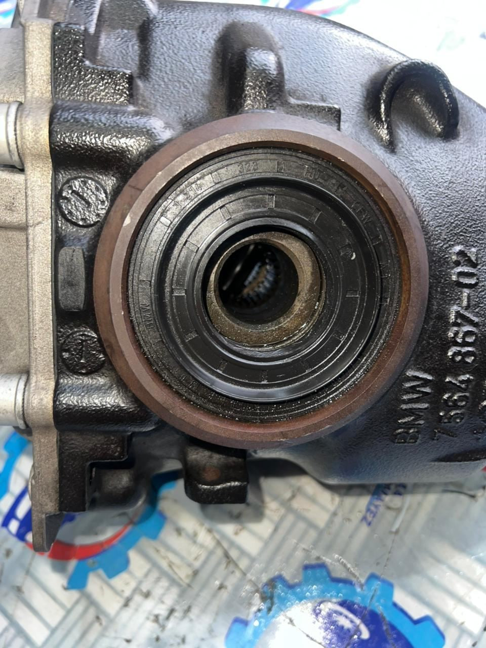 2015-2018 BMW X4 Rear Differential 8658462 X3 F25 and X4 F26 3.38 ratio