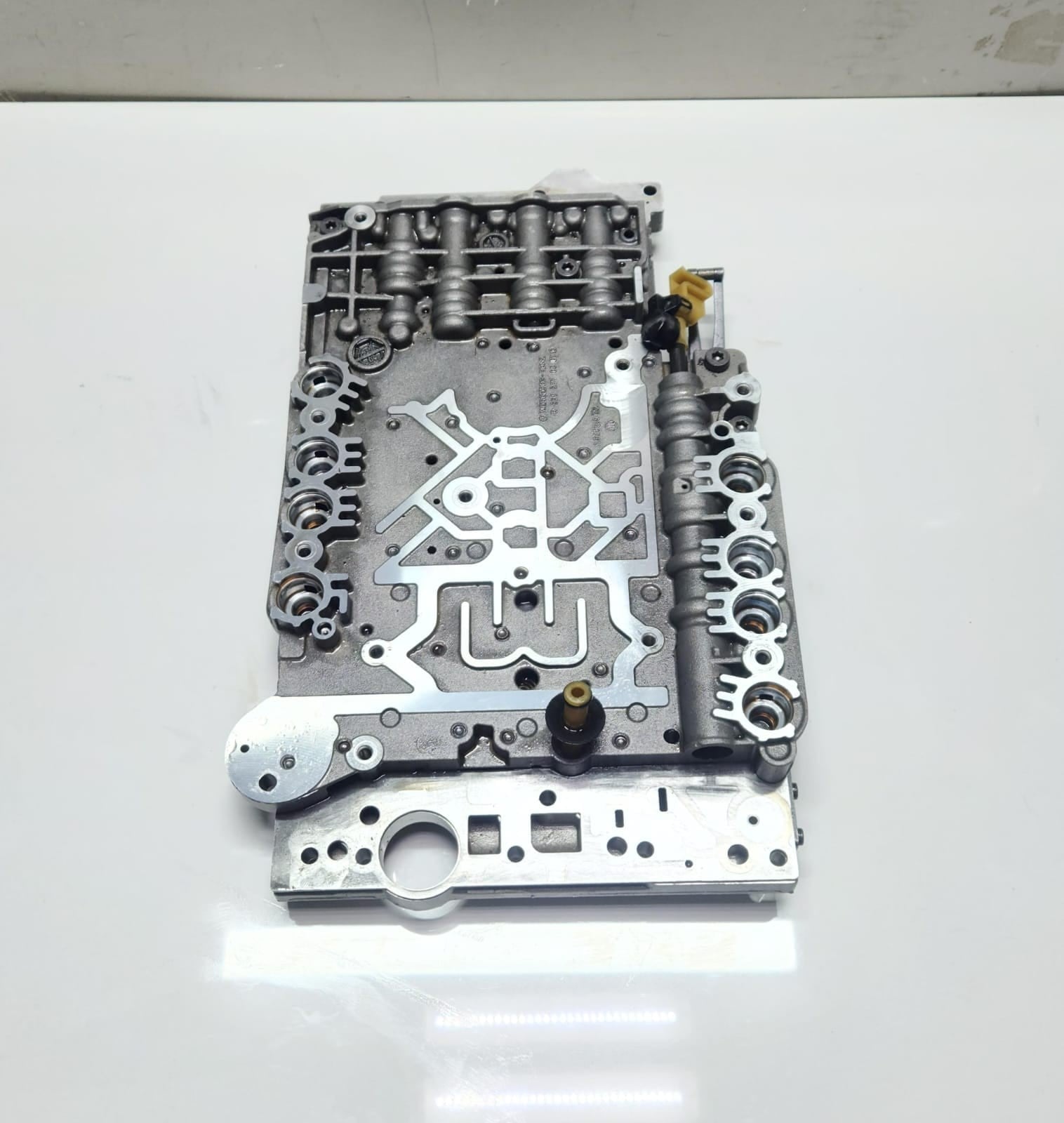 2006-2012 Mercedes-Benz Transmission Valve Body 7-SPEED  R2202771701