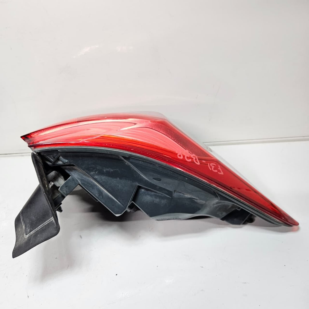 7372209-2015-2019 BMW 3 Series F30 F31 F35 Rear Left Taillight Side Panel OEM