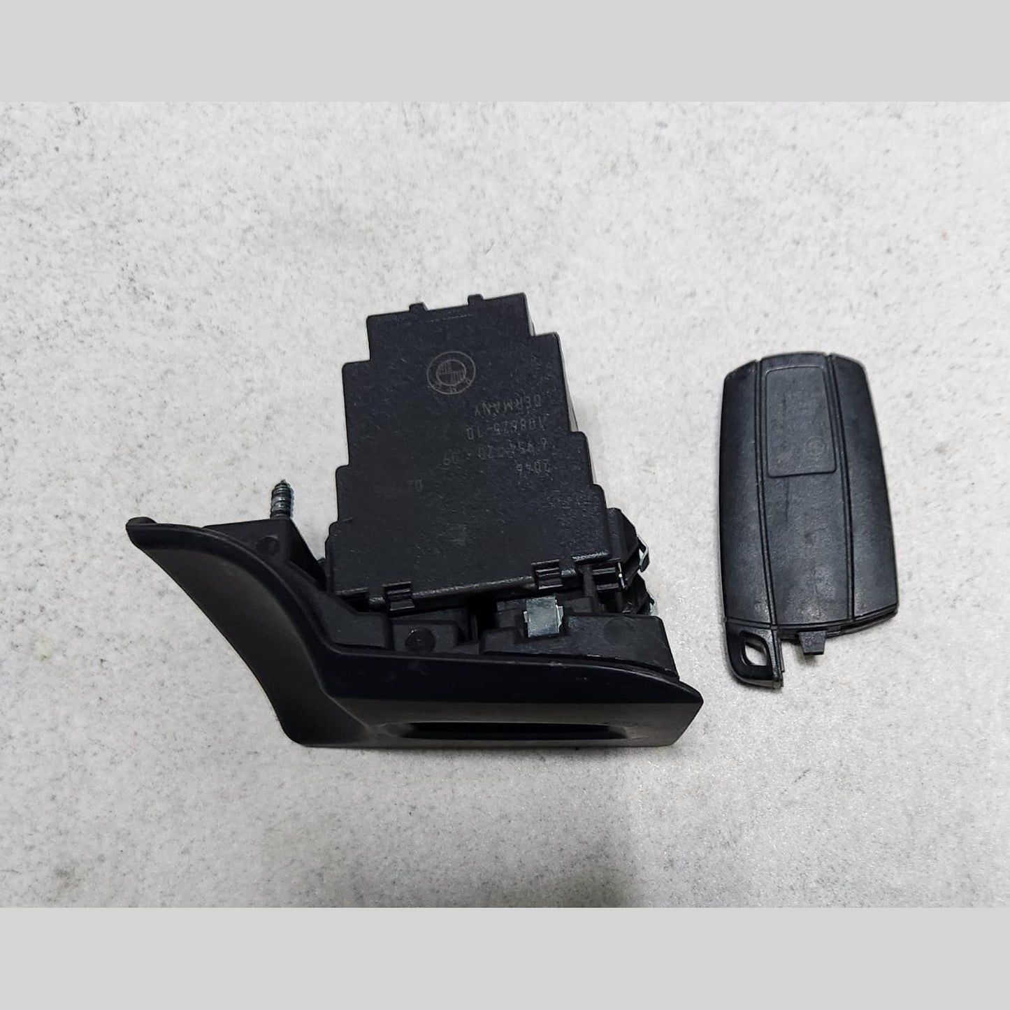 2006-2007 BMW 525i Engine Control Module MSV70 7559178 E90 E91 E60 E61 