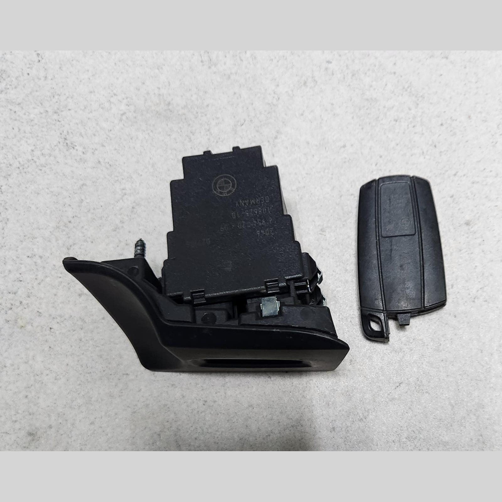 2006-2007 BMW 525i Engine Control Module MSV70 7559178 E90 E91 E60 E61 