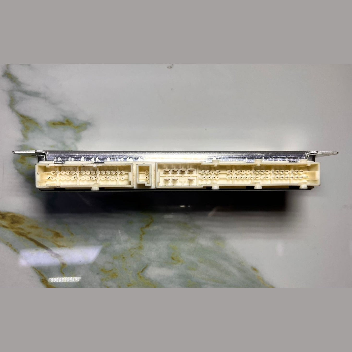 2007-2013 Mercedes-Benz GL450 Air Suspension Control Module A 251 545 41 32