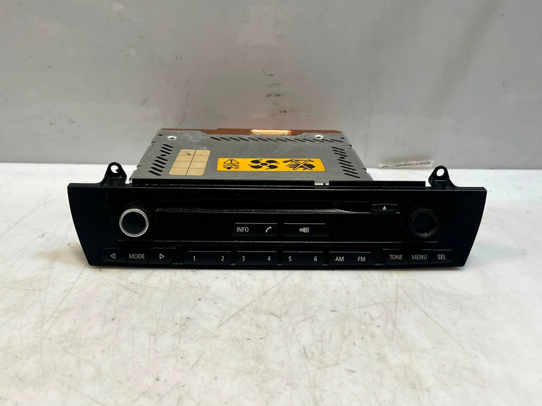 2004-2010 BMW X3 E83 Radio Receiver Am Fm Cd Player 9205282 OEM