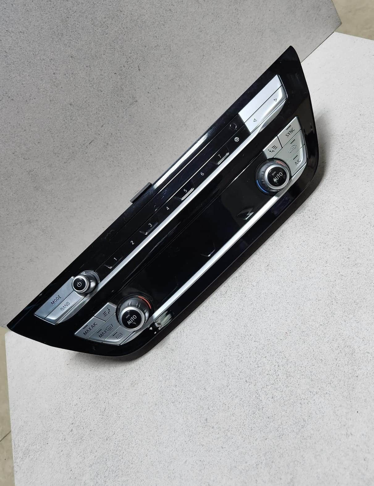 2017-2020 BMW 530i Ac Panel Control 5A09B29 G30 5 Series