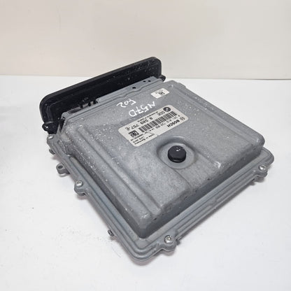 BMW 5 7 Series F07 F10 F01 F02 Engine Control Unit N57 D30A Diesel 8509757 OEM