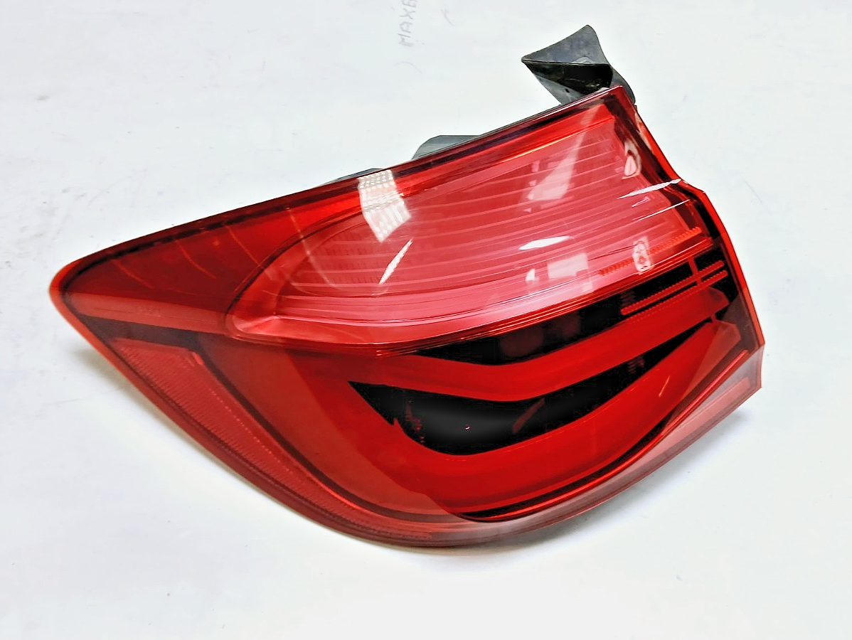 Genuine BMW F31 3 Series Tail Light Taillight LED Tail Lamp Left Outer 7372209