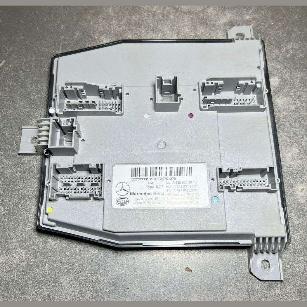Mercedes W222 Front SAM Module Control Unit Signal Acquisition A222 9003918 OEM