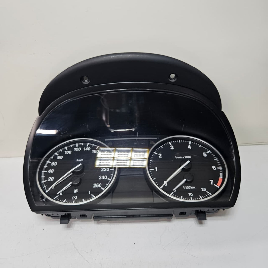 2010-2015 BMW X1 E84 Speedometer Instrument Cluster 9283807