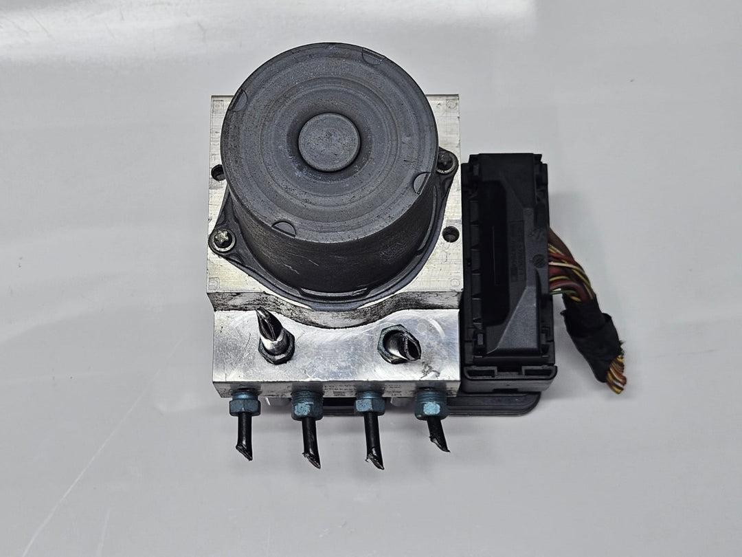  6870769-2015-2018 BMW X6 X5 F15 Abs Module With Acc Active Cruise Control OEM