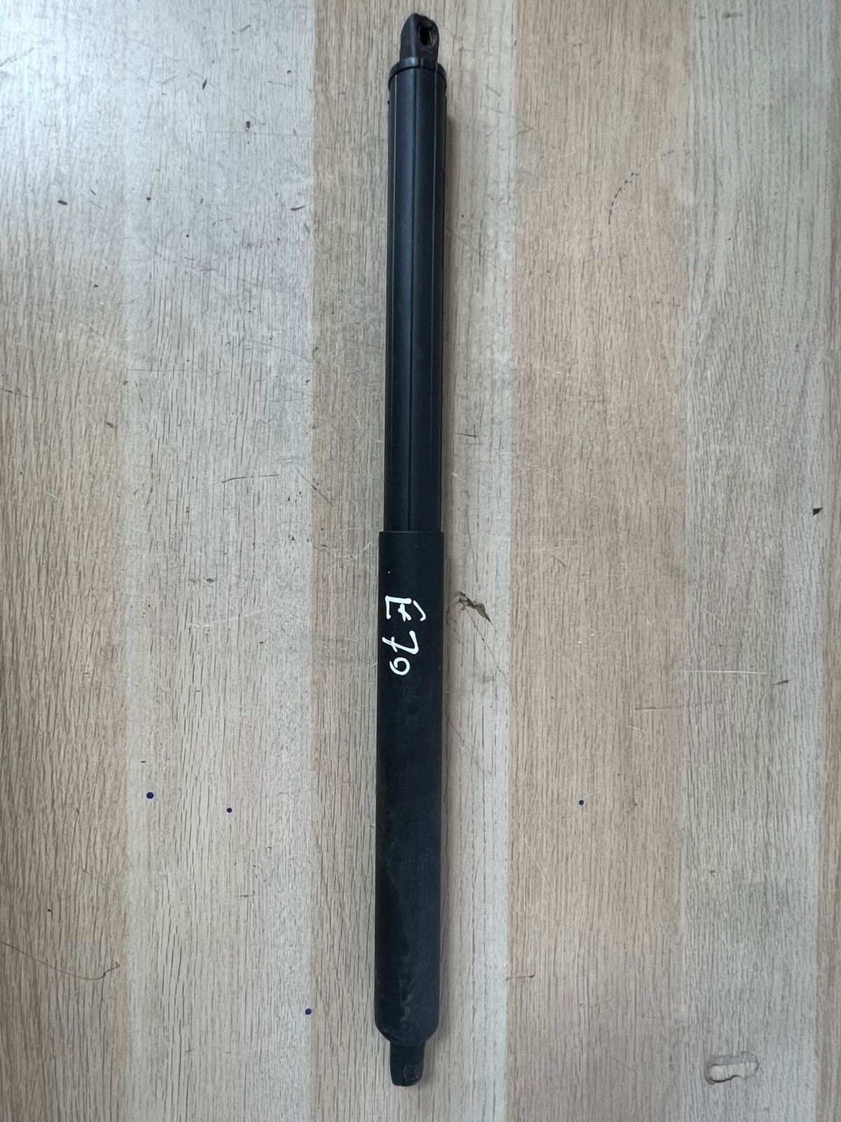  2007-2013 OEM tailgate strut for BMW X5 E70 7177283