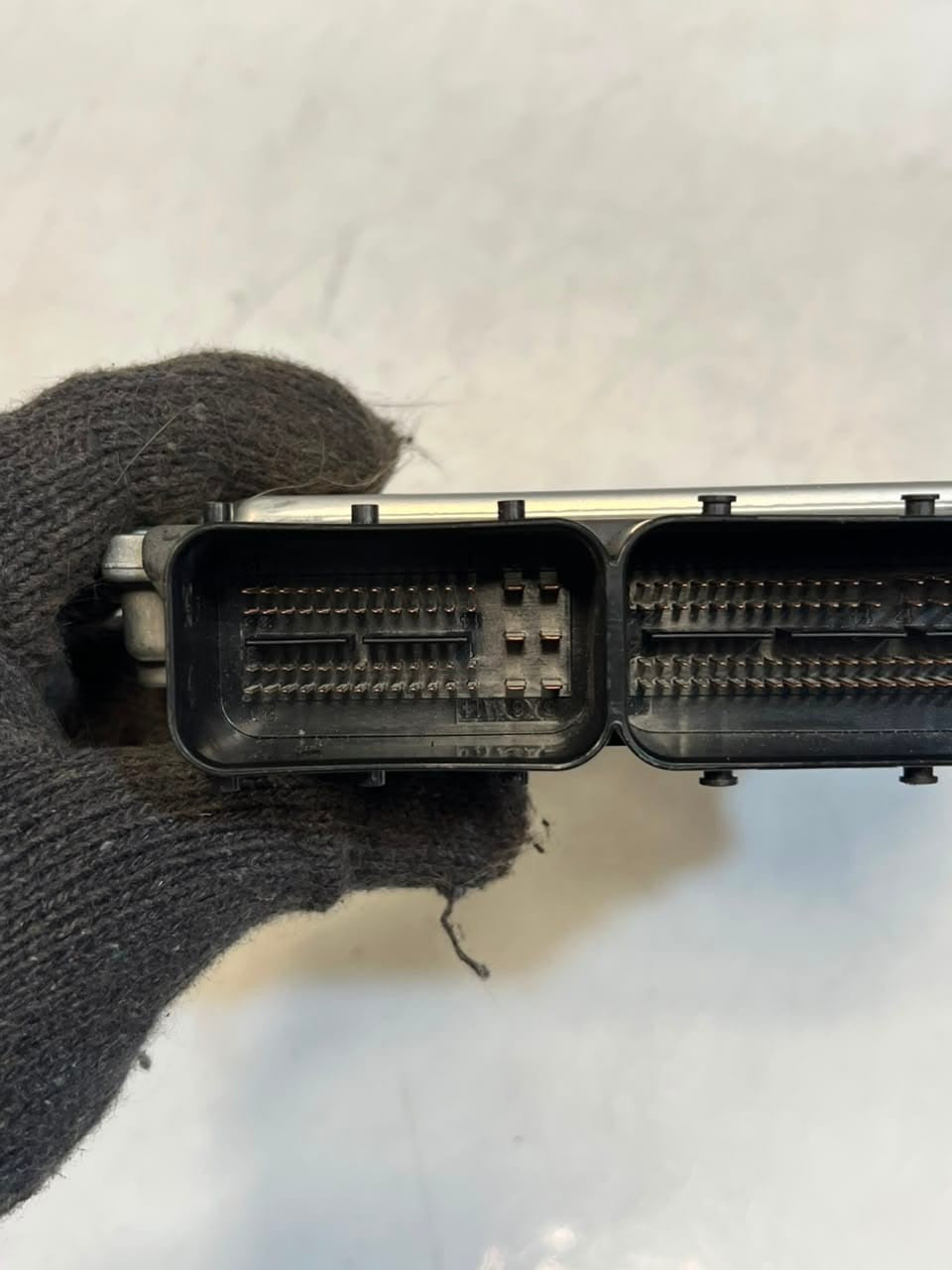 2010-2015 BMW X1 3SERIES E90 E87 E84 E81 Engine Control Unit ECU 7620350 OEM