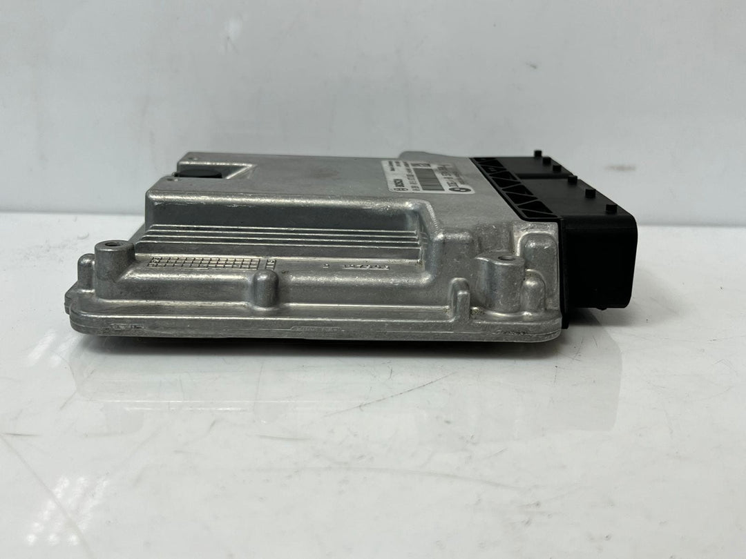BMW F10 F11 520D 1 2 3 4 5 X3 DDE Engine Control Unit ECU 8574380 OEM 