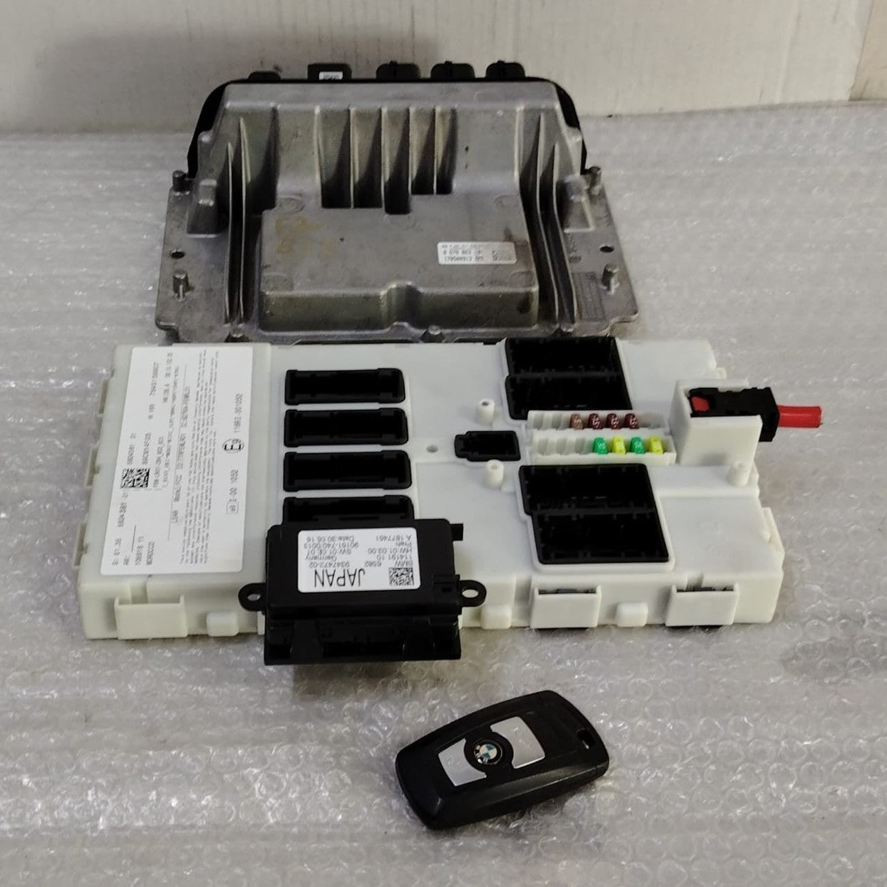 OEM BMW F30 F20 B38 Engine Control Module Unit ECU DME SET 8678863 BOSCH