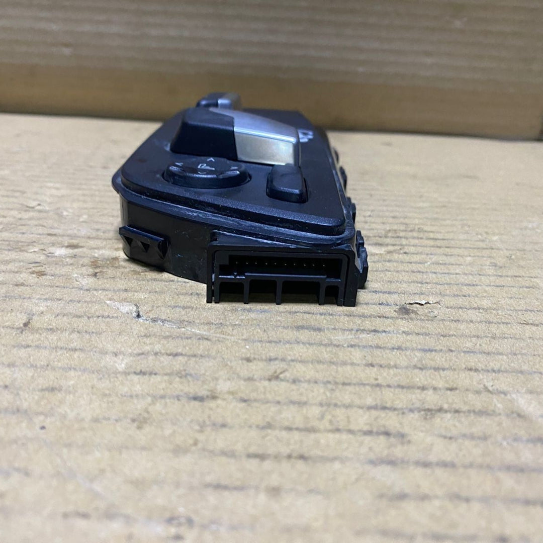 2017-2023 BMW 530i Seat Adjustment Control Switch 9384917 530i, 530E, and 540i 