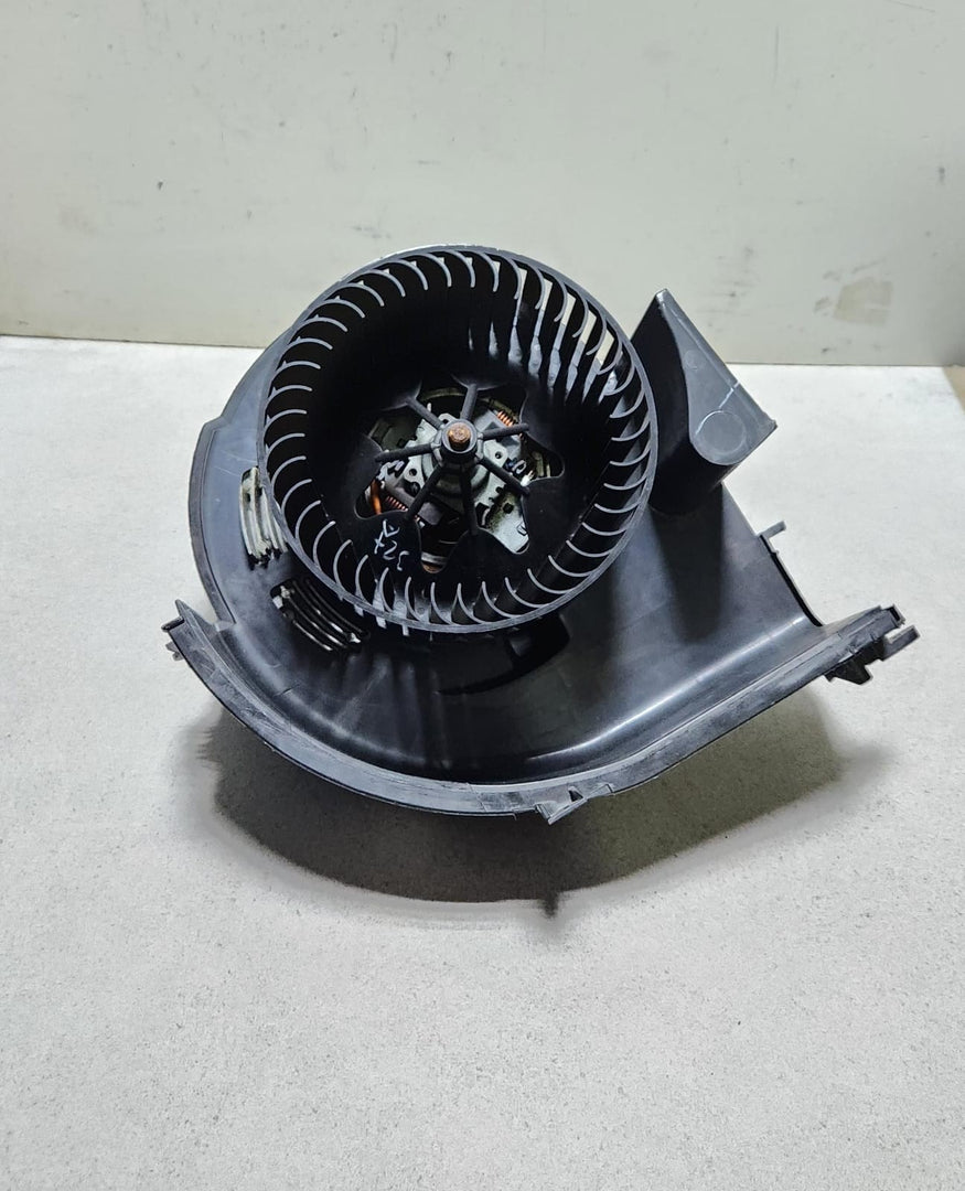 2007-2013 BMW X5 Heater Blower Motor T1001857A X5 E70 LHD