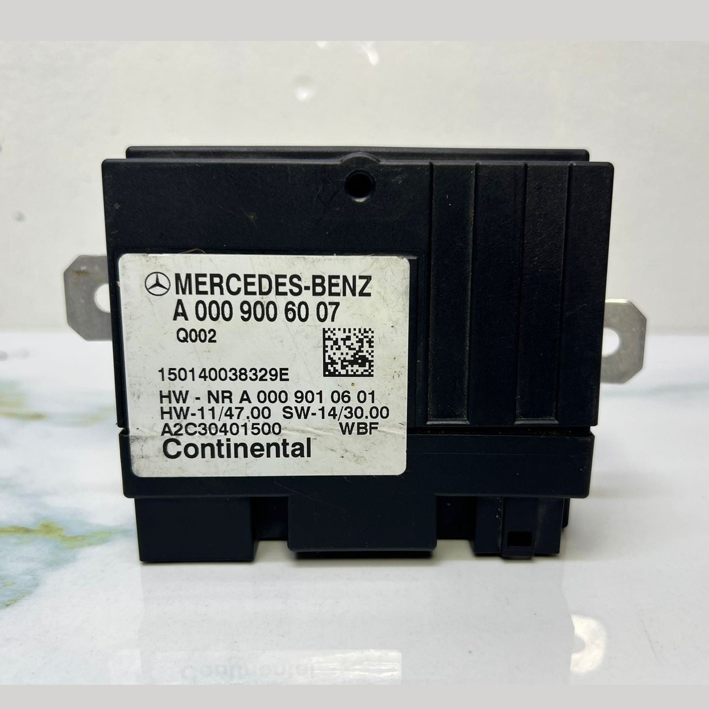 2008-2018 Mercedes-Benz C300 Fuel Pump Control Module A 000 900 60 07 W205 C-Cla