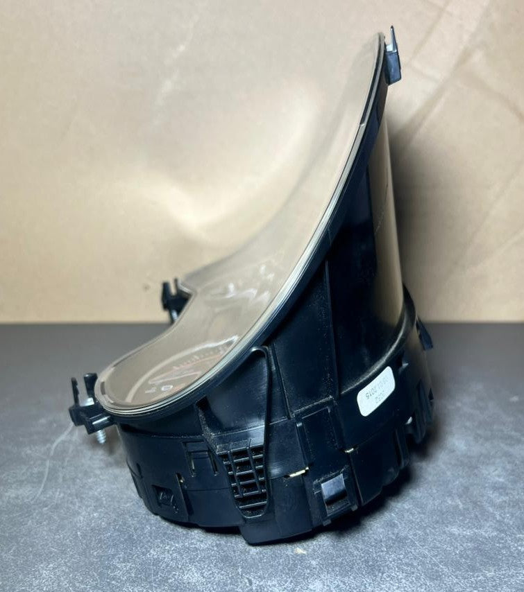 2012-2014 Mercedes-Benz W246 B-Class Instrument Cluster Speedometer A246 9009214