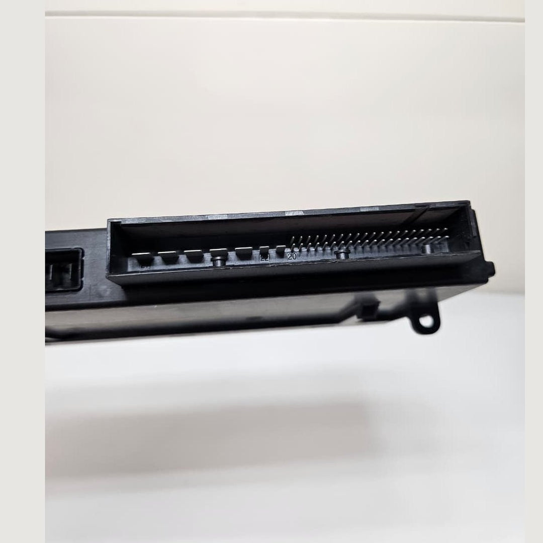 2010-2015 BMW X1 E84 Body Control Module H2 9227184 OEM