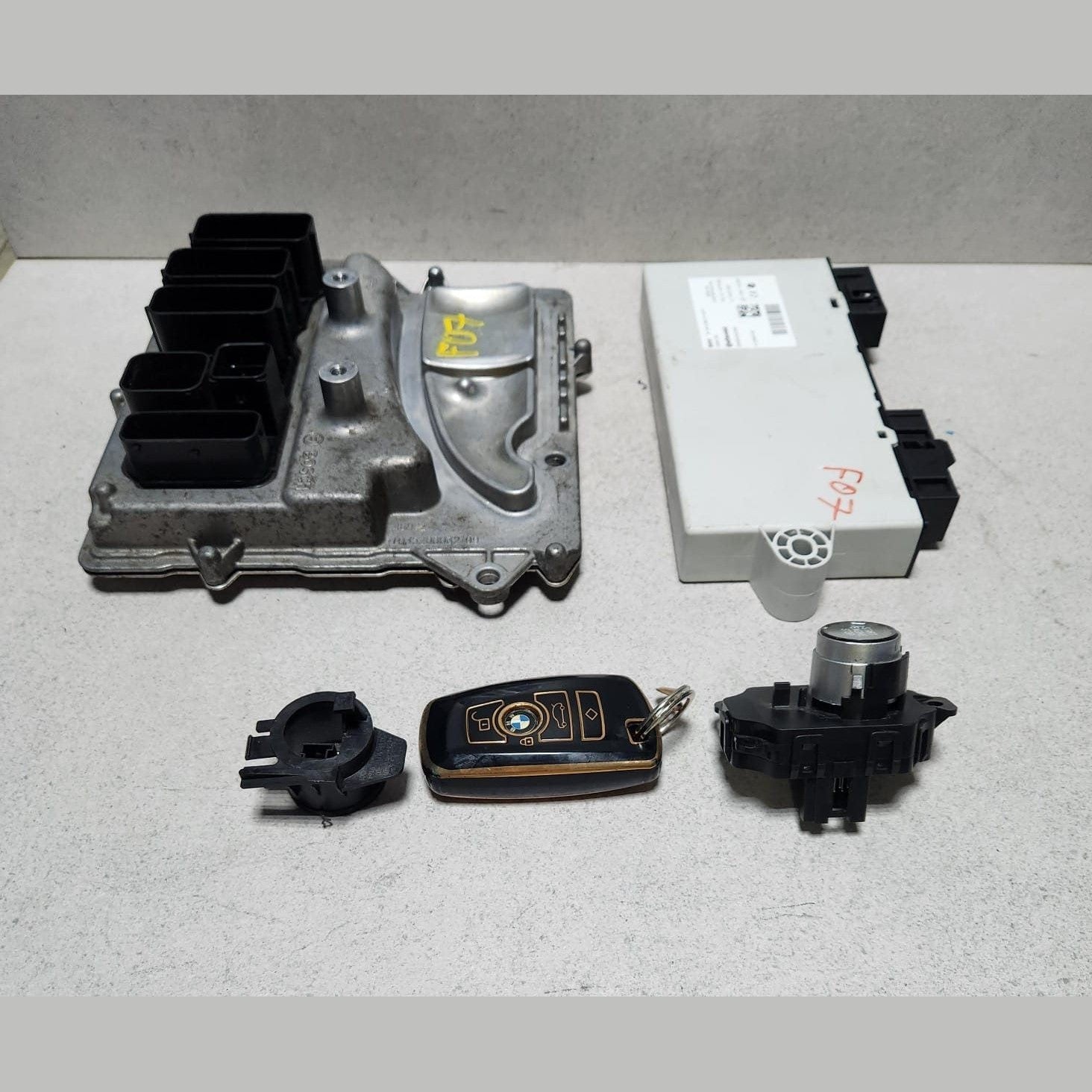 2011 BMW F07 GT 535I N55 3.0 Engine Control Unit 8618449 ECU SET 