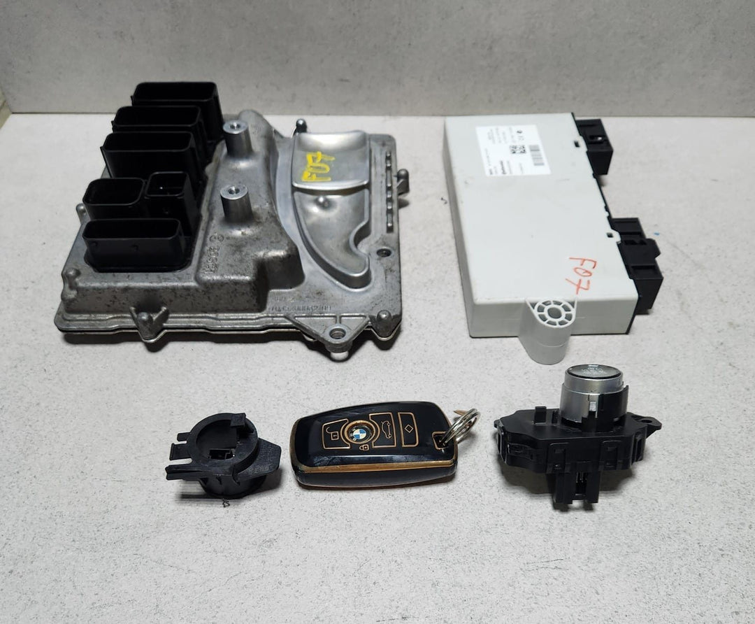 2011 BMW F07 GT 535I N55 3.0 Engine Control Unit 8618449 ECU SET 