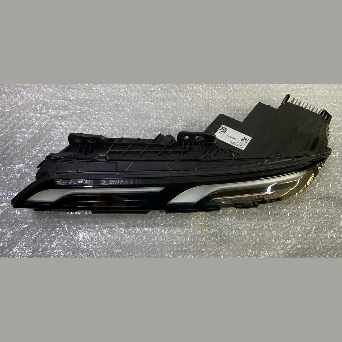 OEM 2023-2024 BMW 7 SERIES G70 LEFT DRL DAYTIME RUNNING LIGHT LED 9450079