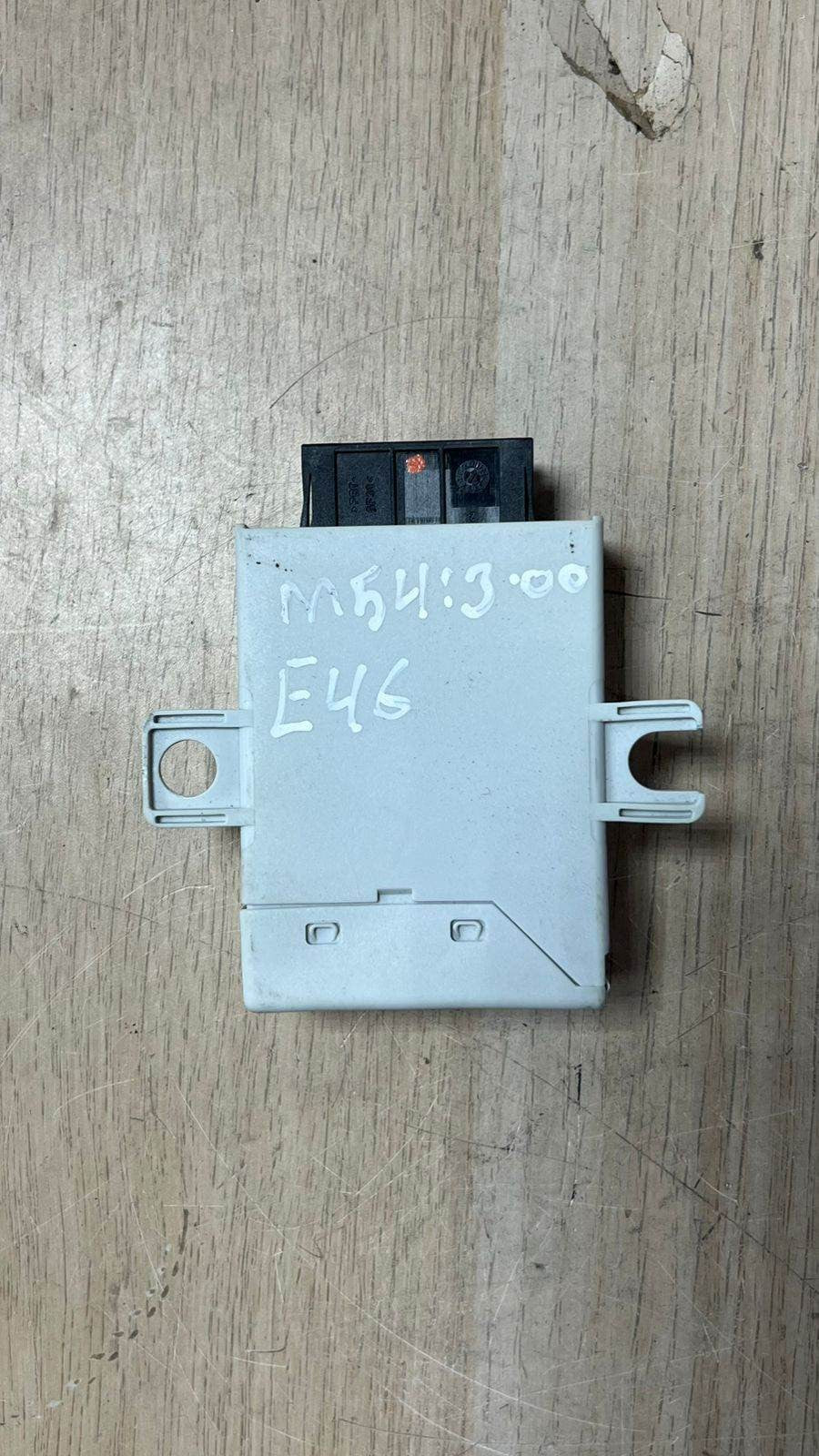 2004 BMW 325xi Engine Control Module 7528050 E46, E39, E53 3.0 M54