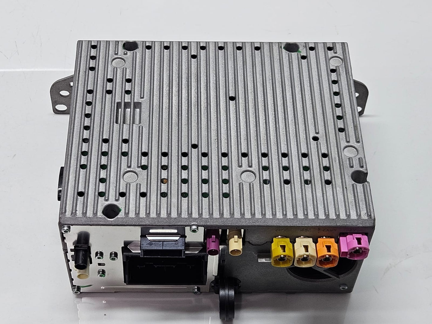 9437958-2019 BMW X2 F39 RHD Audio DVD Head Unit OEM