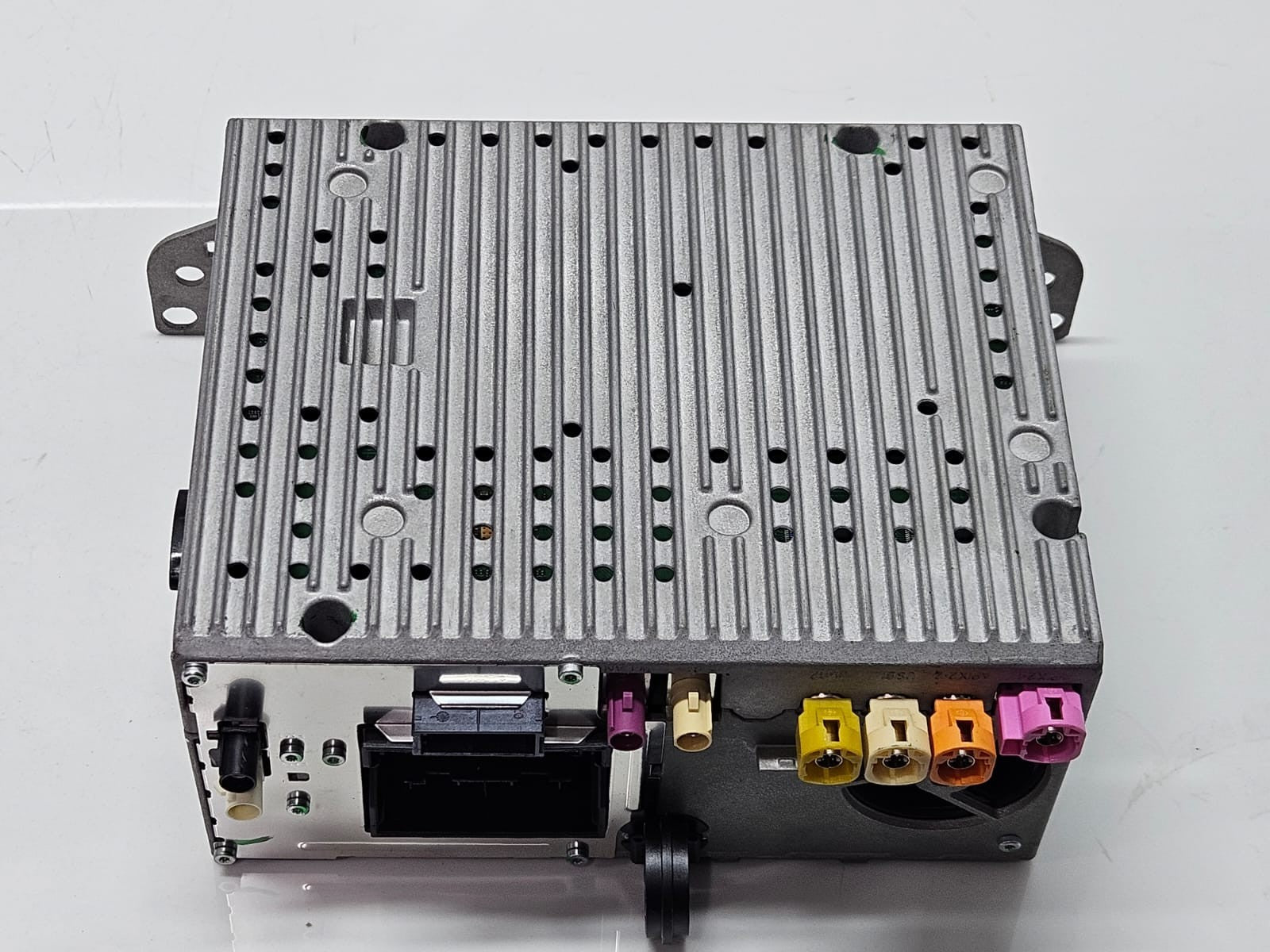 9437958-2019 BMW X2 F39 RHD Audio DVD Head Unit OEM