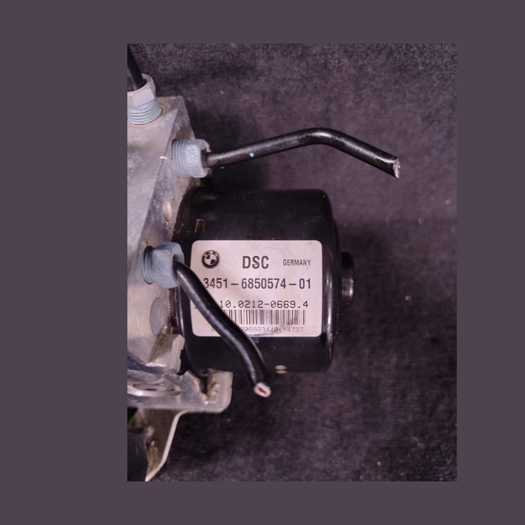BMW X3 F25 Anti-lock Braking System Hydraulic Unit Master Block Genuine 6850574