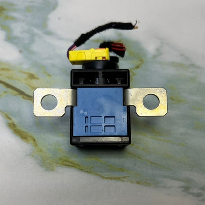 21-25 Mercedes-Benz W206 C-Class Battery Cut Off Fuse Electricity A000 9827425