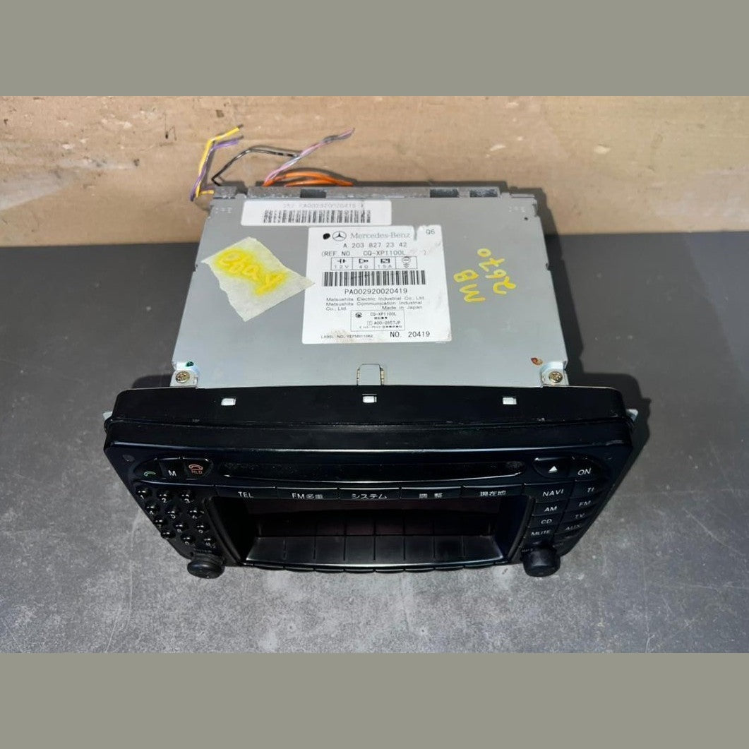 2003-2006 Mercedes W203 C-Class Radio Audio Head Unit CD Player A203 8272342 OEM