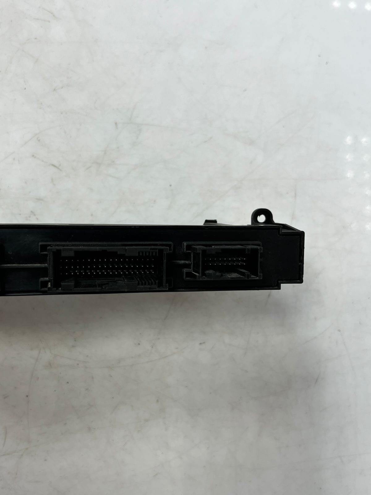 2011 BMW 535i F10 F11 F12 F13 Electronic Junction Box Control Unit 9252332 OEM