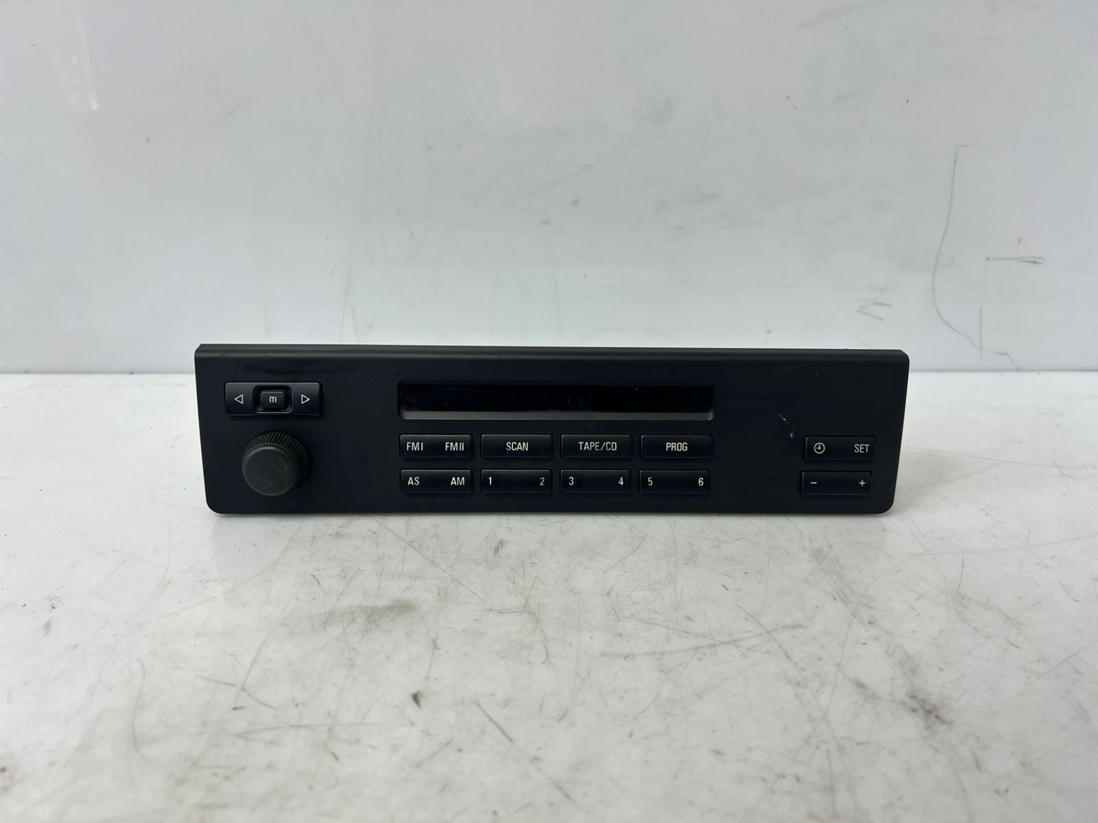 BMW E39 PHILIPS Head Unit Tape FM, SCAN, CD, PROG 8361347 OEM