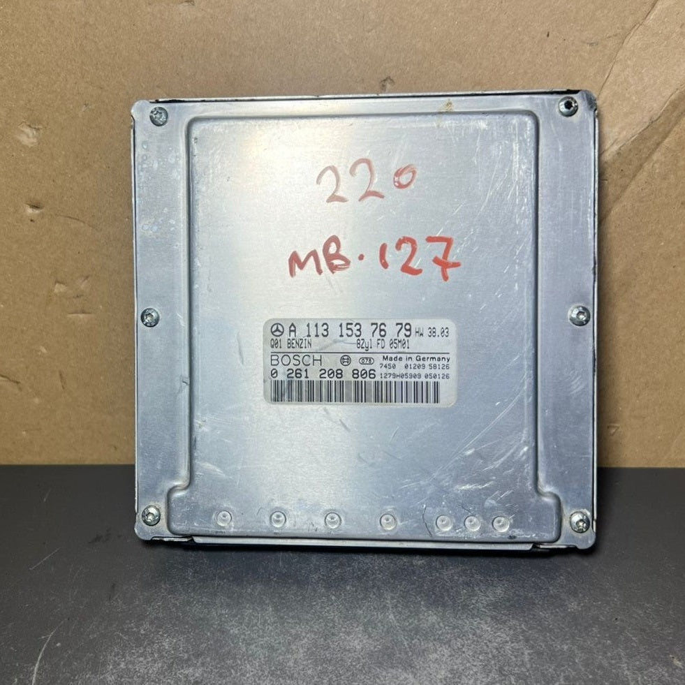 01-06 Mercedes W220 S-Class Engine Control Module Unit ECM ECU A113 1537679 OEM