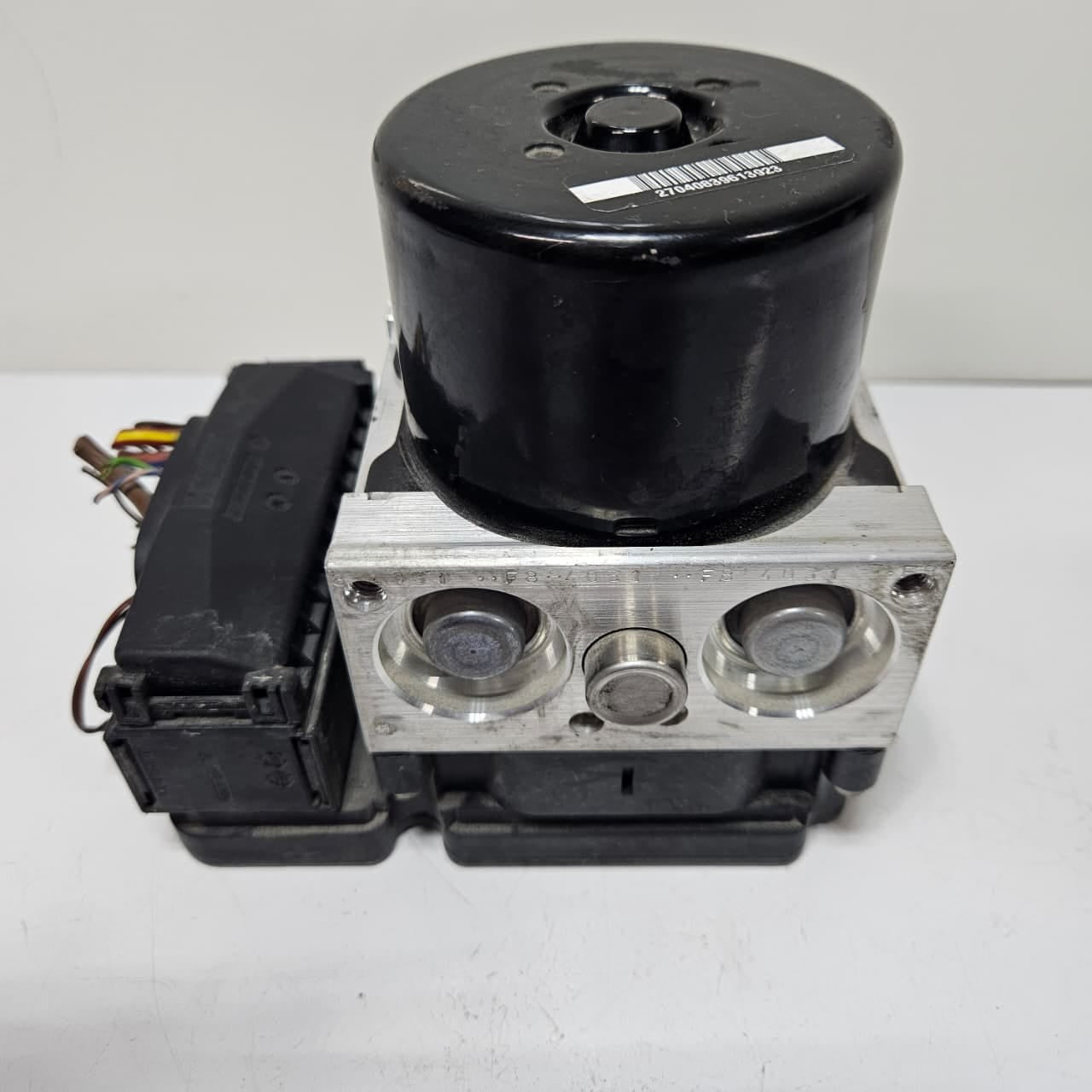 2012-2013 BMW 3 Series F30 320i 328i 335i ABS Pump Control Module 6793936