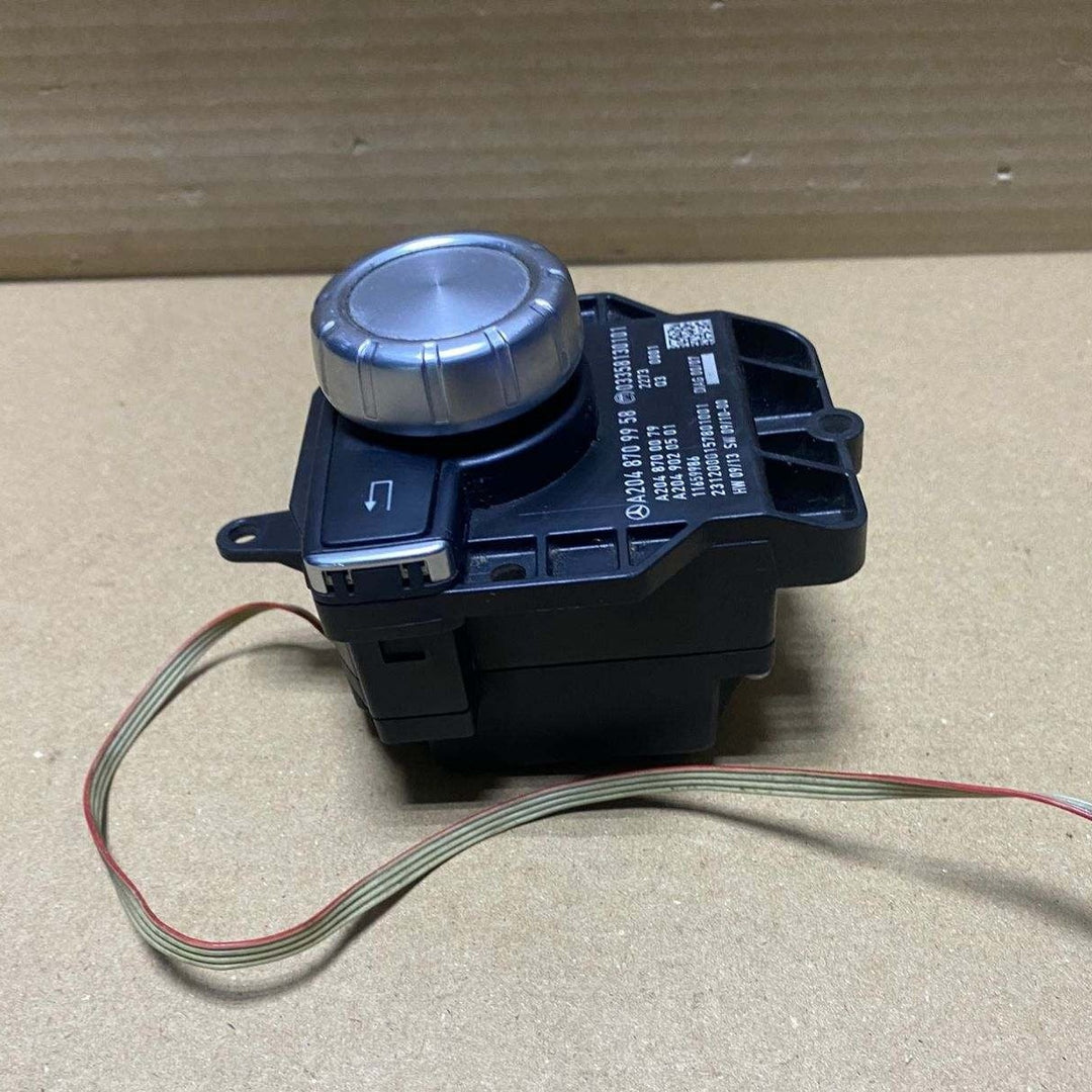 Mercedes Controller Knob A2048709958- W204, W212, C207, and GLK-C LASS X204 