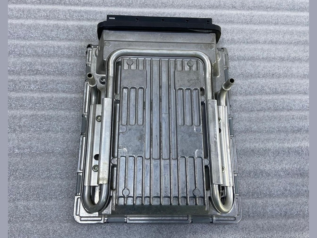 OEM BMW F02 N63 DME ENGINE CONTROL UNIT ECU ONLY MSD85.0 7613202 CONTINENTAL