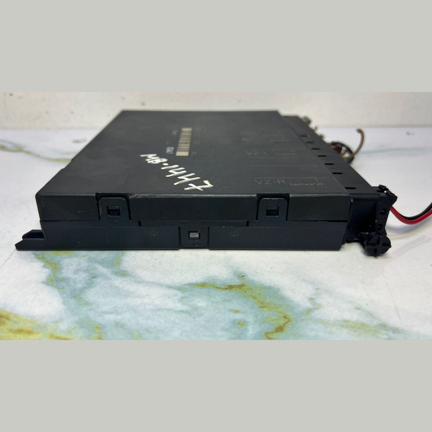 1998-2005 Mercedes-Benz S600 Rear Seat Control Module A2208201385 W220 S-Class