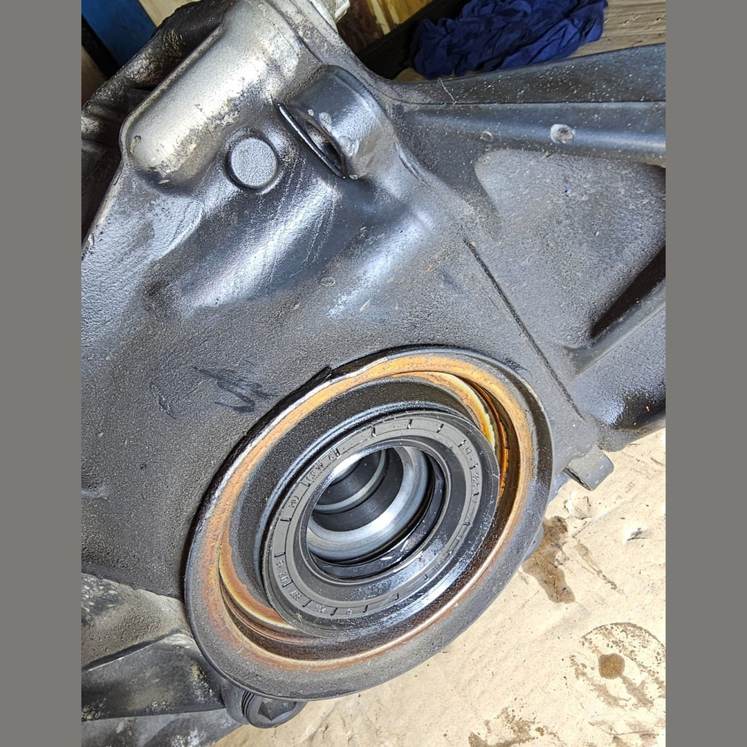 Mercedes Benz rear differential assembly A2053510008 C-Class W205 and GLC 3.066