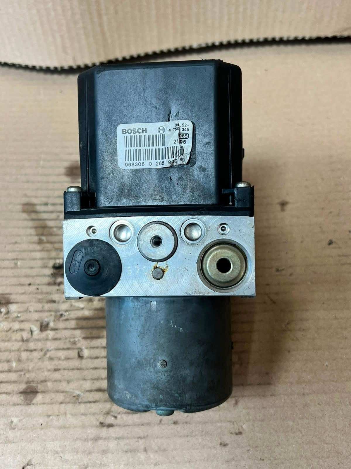 2001-2003 BMW 5' 7' 525i E38 E39 ABS Pump Control Module 6750345 OEM