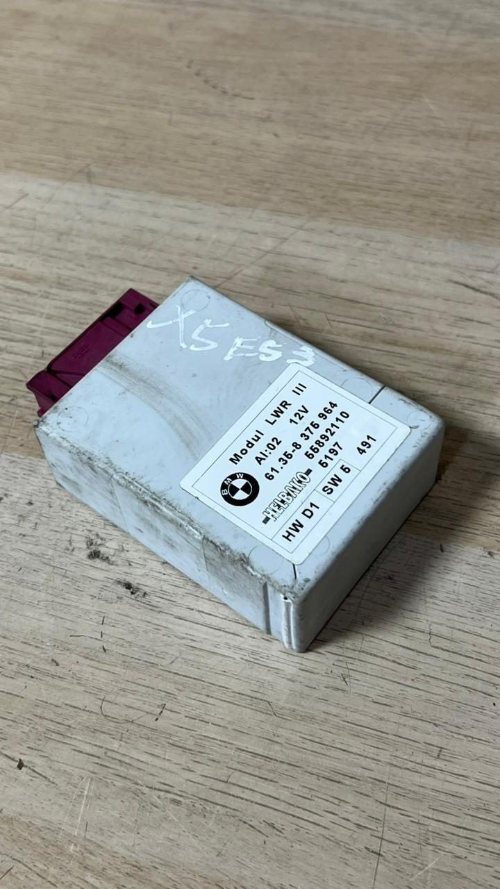 99-01 BMW 740i Headlight Leveling Control Module 8375964  E38 7 Series, E39 5 Se