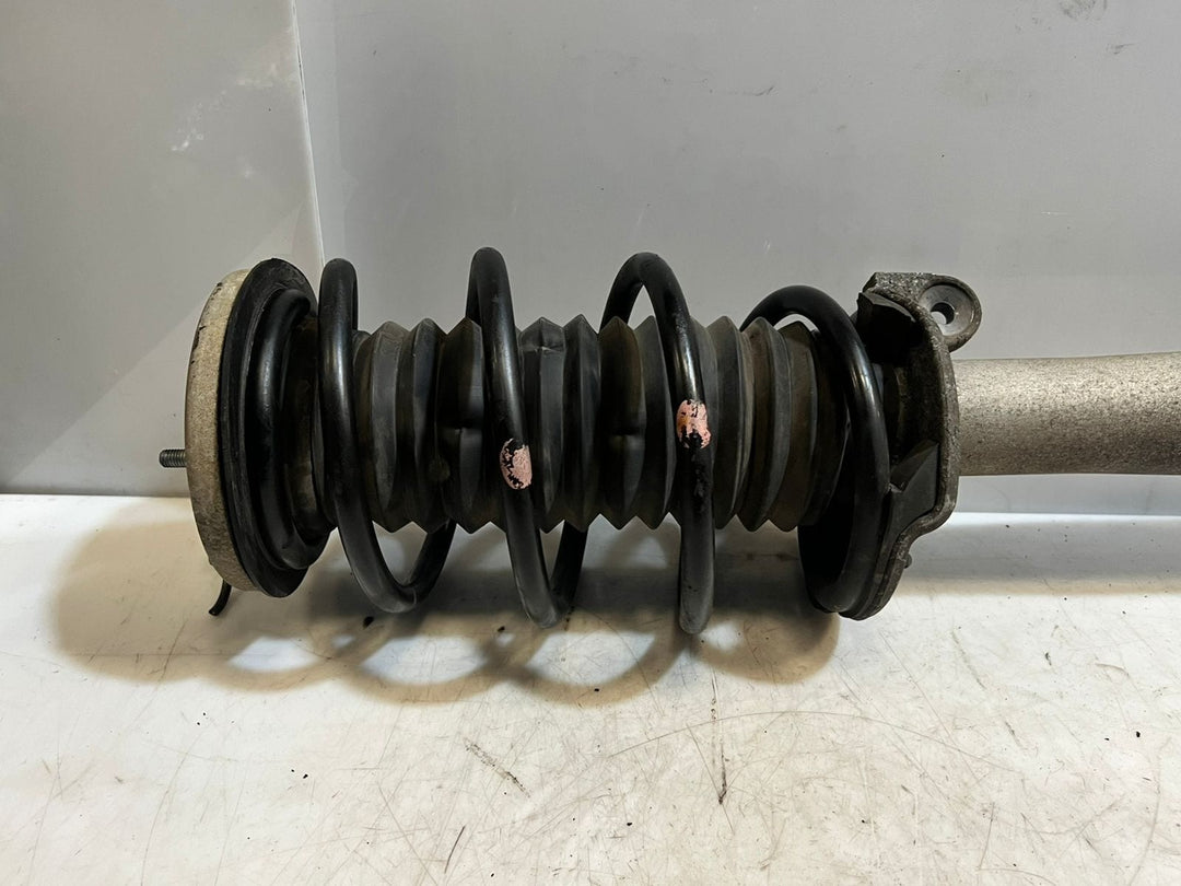 BMW 7 Series E65 E66 Front Axle Right O/S Spring Strut Shock Absorber 6758882