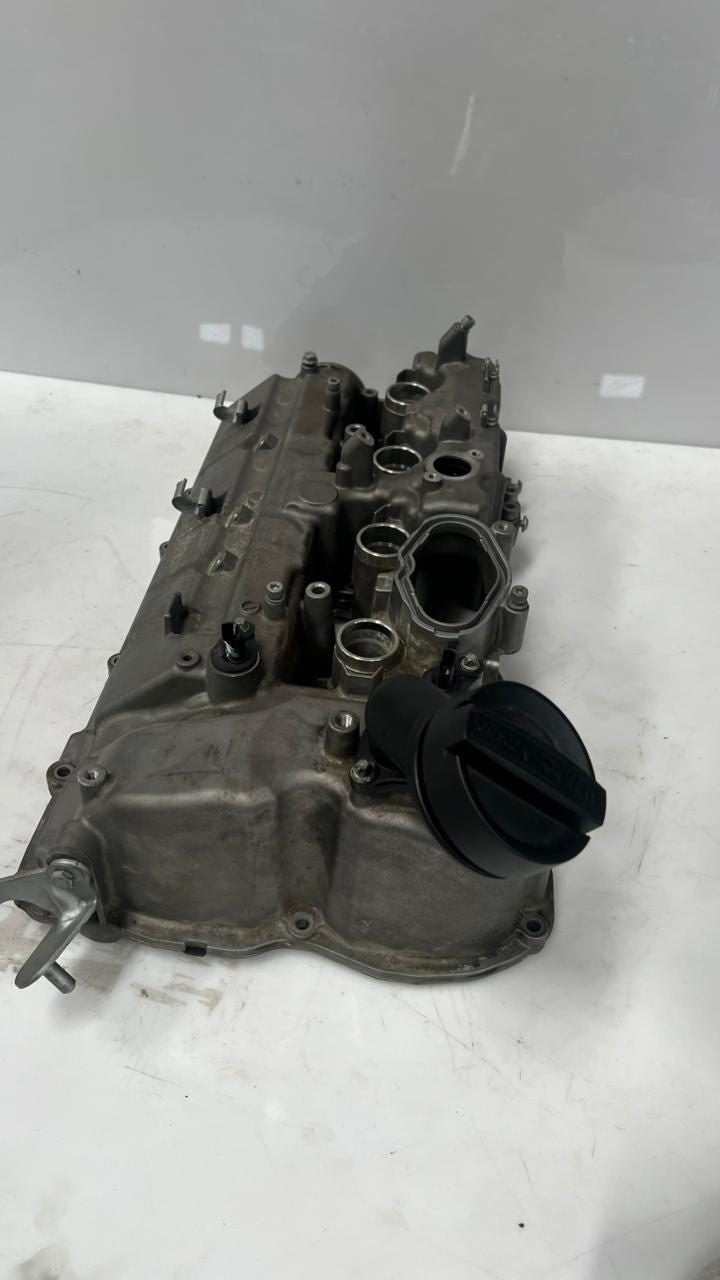 OEM right valve cover for 2012-2016 BMW F10 M5 with S63 engine. 7843506