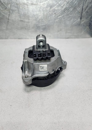 2018-2023 BMW M5 Engine Mount 6860458 M5 F90 7 Series G11 G12 M8 F91 F92 F93