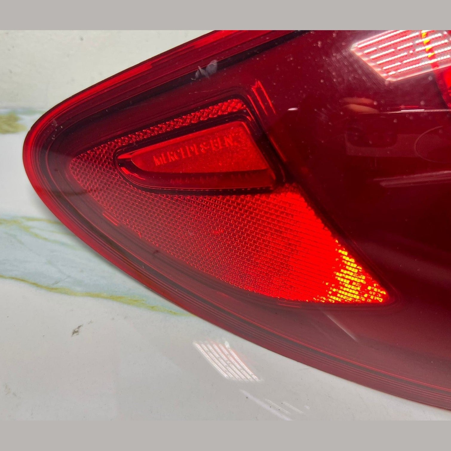 Mercedes W246 B-Class B200 Rear Left Side LED Tail Light Brake Stop Lamp OEM