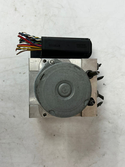 2004-2006 GENIUNE BMW 525i E60 E61 ABS Brake Pump Module 6768614 OEM
