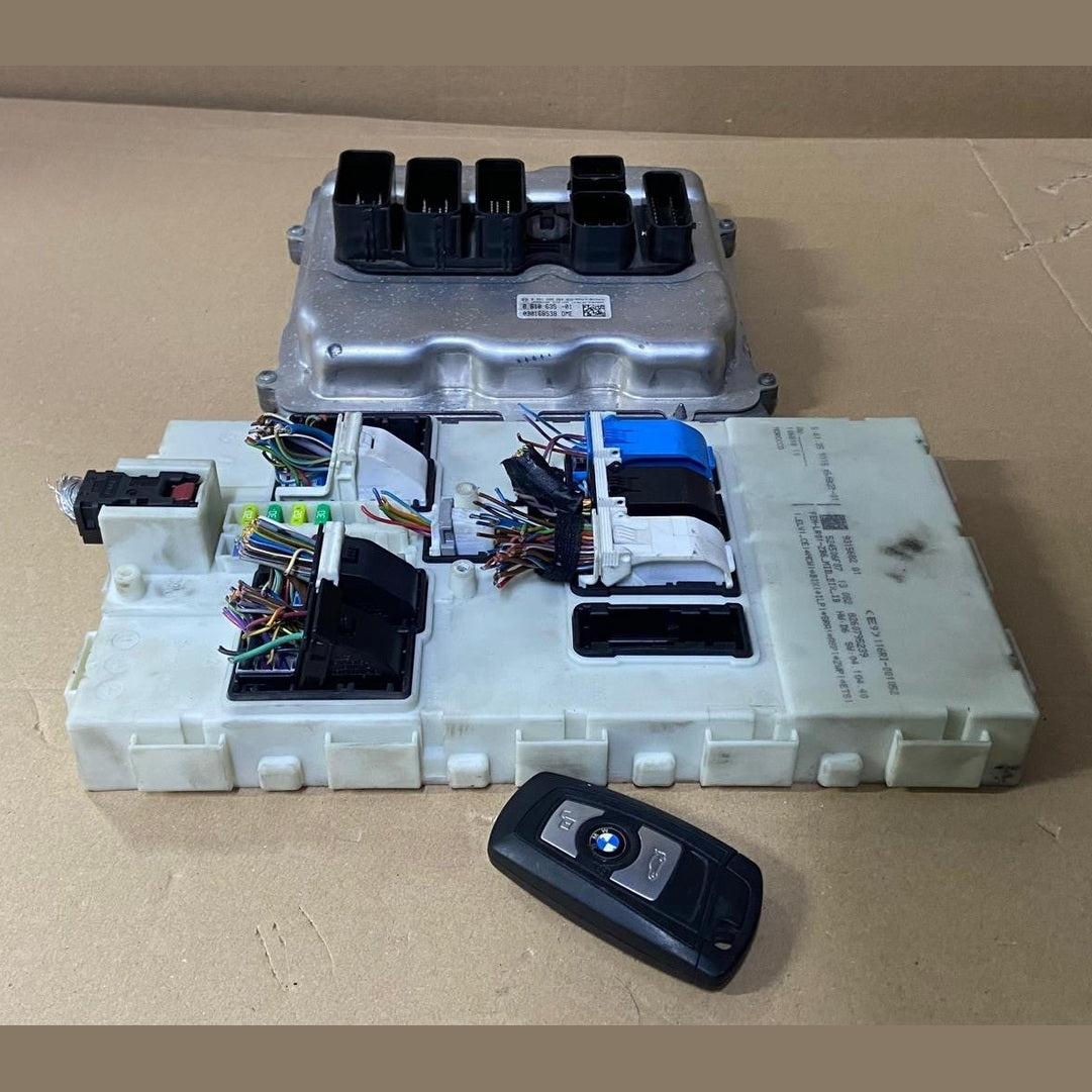 OEM BMW 2011-2014 F32 F30 F31 N20 ECU Engine Control Unit DME 8610635 Set Bosch