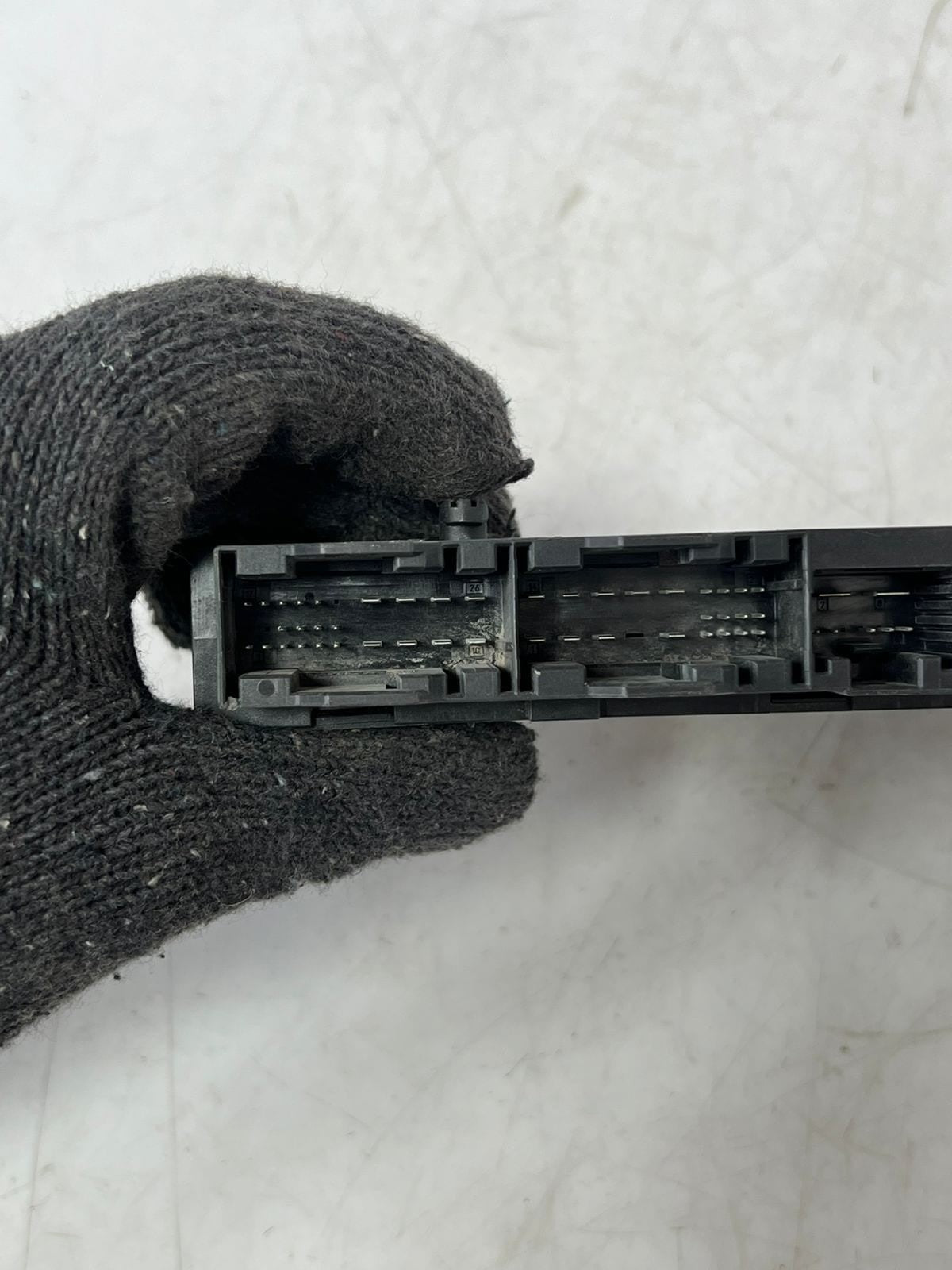 2009-2012 BMW 750i F01 7 Series Seat Control Module 9207023 OEM