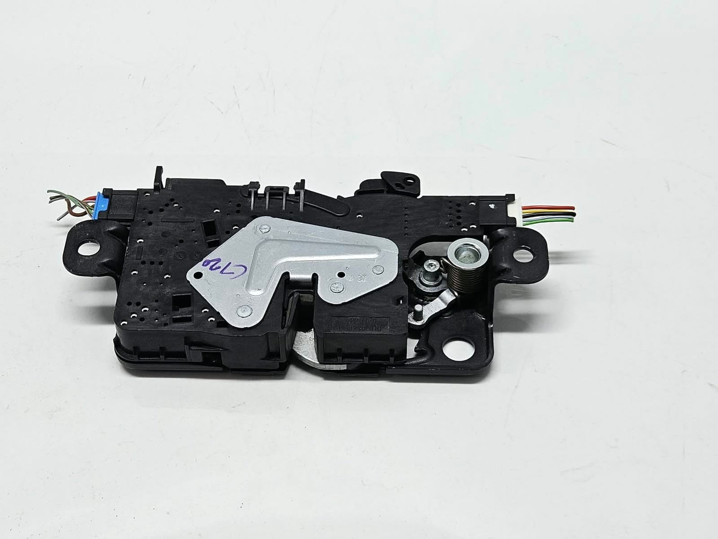 7441014-2017-2020 BMW X5 G05 RHD Tailgate Trunk Lid Lock Actuator OEM
