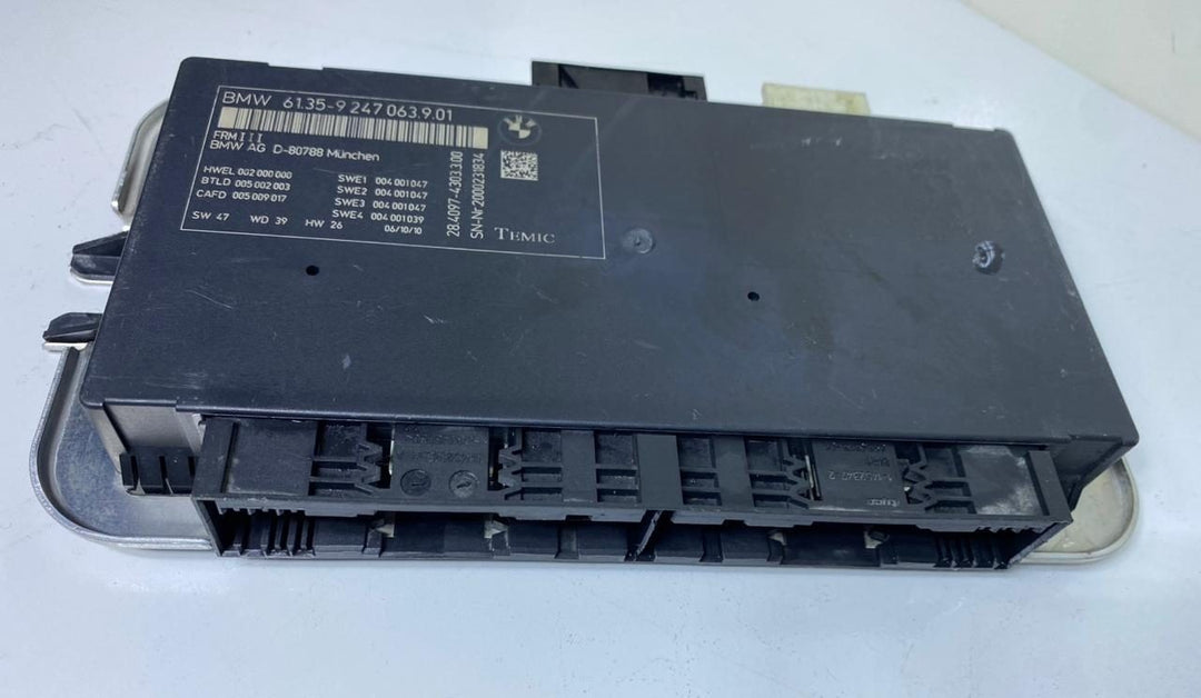 2010-2016 BMW 550i F10, F12, F01, F25, F26 FOOTWELL LIGHT CONTROL MODULE 9247063